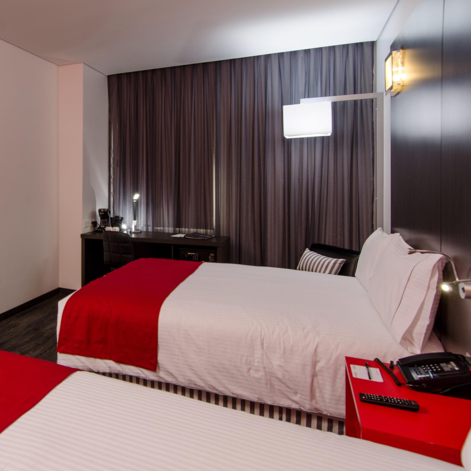 Ramada Encore by Wyndham Guadalajara Sur Palomar Extérieur photo