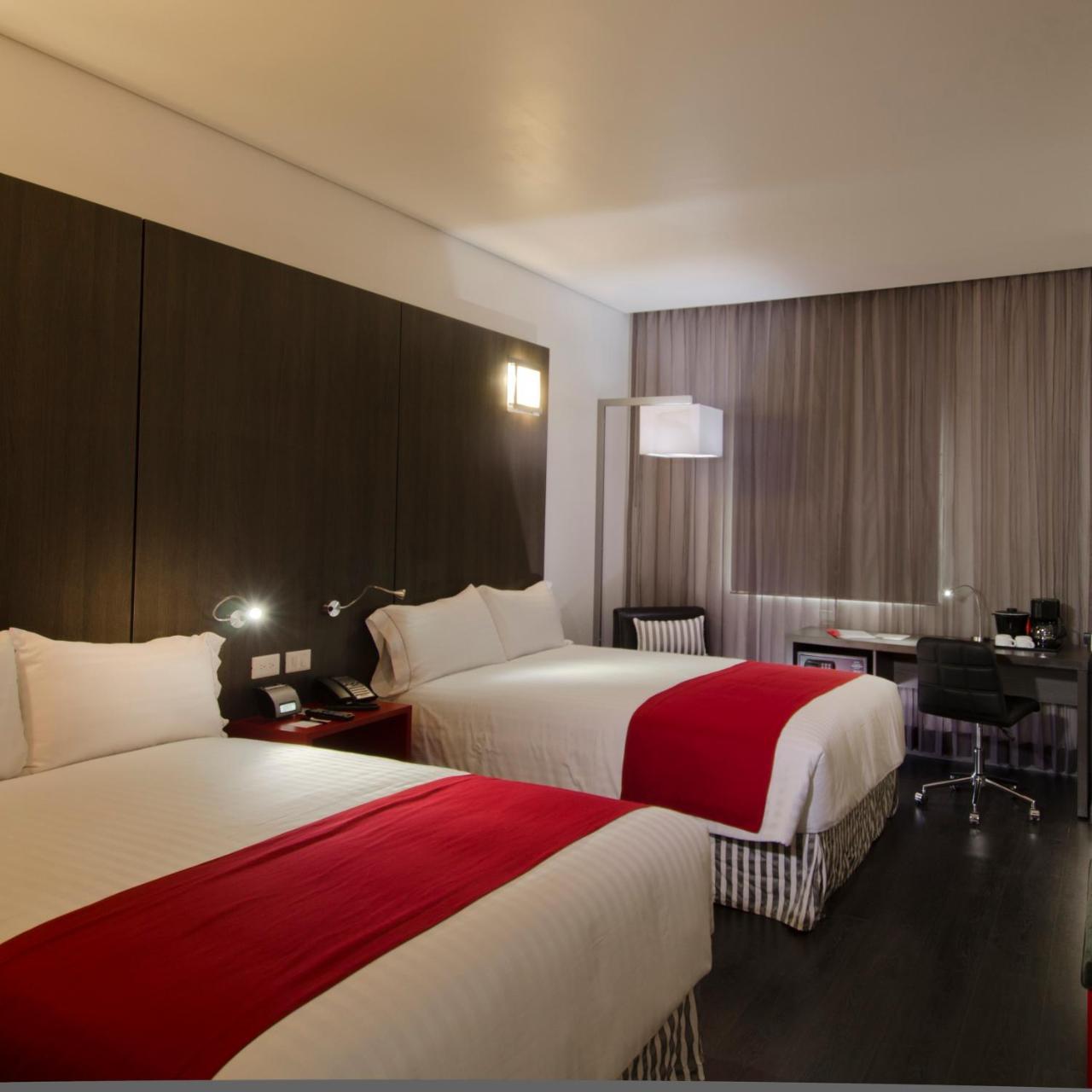 Ramada Encore by Wyndham Guadalajara Sur Palomar Extérieur photo